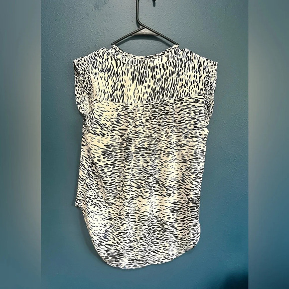 DKNY Navy & Black Printed Short Sleeve Blouse - Small - Picture 3 of 6